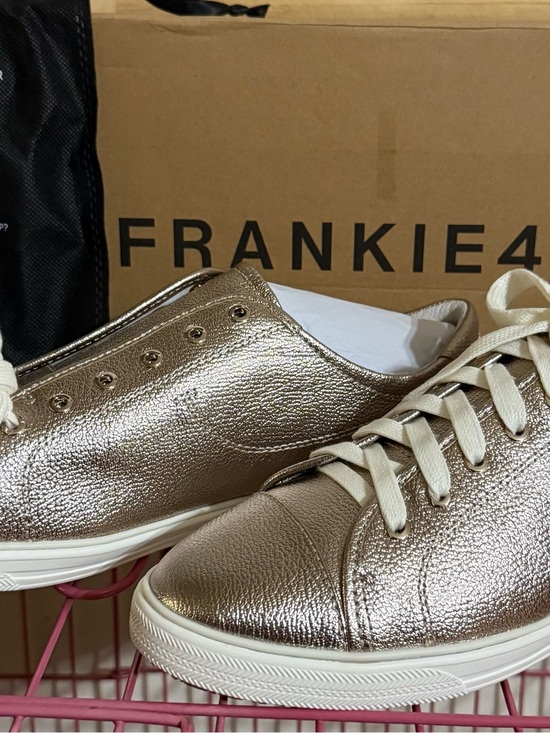 Frankie4 Shoes - FRANKiE4 Women’s Metallic Rose Gold Low-Top Sneakers - Casual Lace-Up